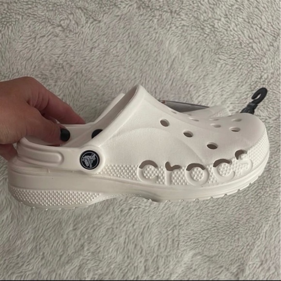 (NWT) Crocs Baya White Unisex Clog - Picture 5 of 11